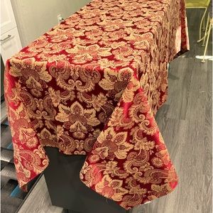 Holiday Brocade Table Cloth